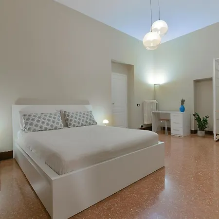 Apartament Mono Saragozza Bolonia