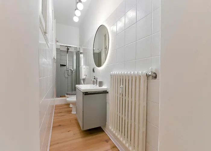 Mono Saragozza بولونيا